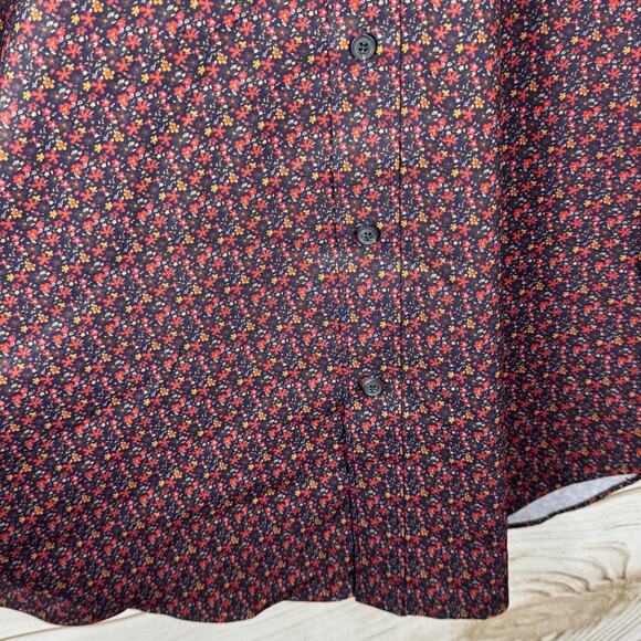 Society of Threads Red Floral Print Stretch Long Sleeve Button Up Size Medium - Picture 3 of 9
